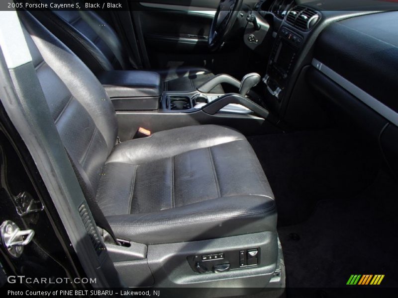 Black / Black 2005 Porsche Cayenne S