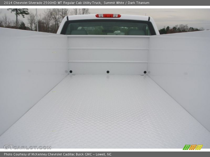 Summit White / Dark Titanium 2014 Chevrolet Silverado 2500HD WT Regular Cab Utility Truck