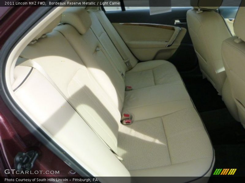 Bordeaux Reserve Metallic / Light Camel 2011 Lincoln MKZ FWD