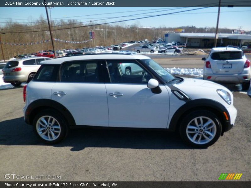 Light White / Carbon Black 2014 Mini Cooper S Countryman