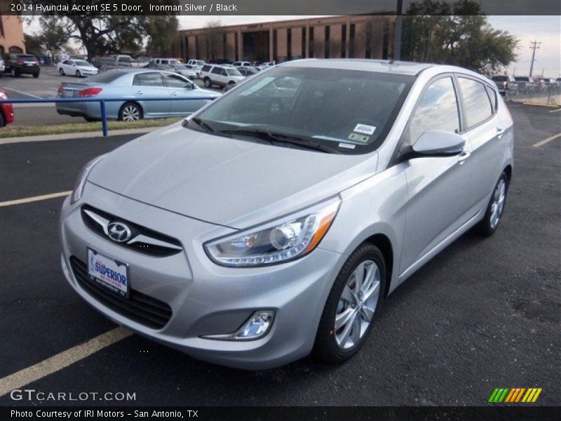 Ironman Silver / Black 2014 Hyundai Accent SE 5 Door