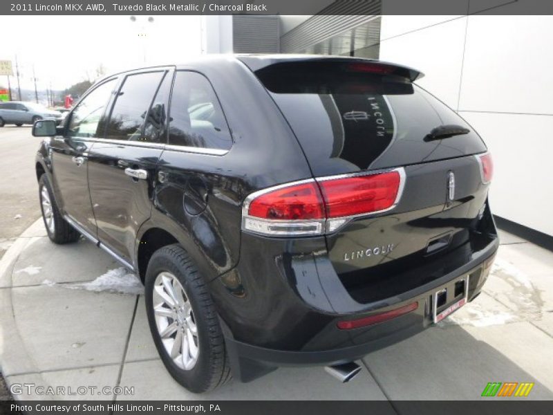 Tuxedo Black Metallic / Charcoal Black 2011 Lincoln MKX AWD
