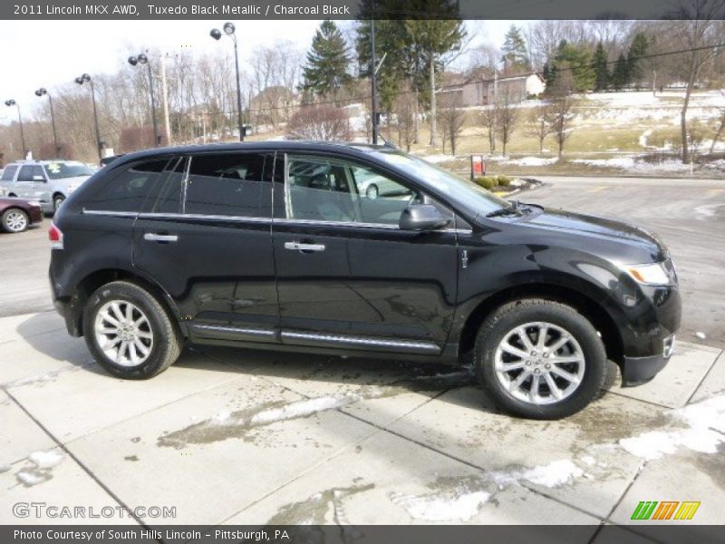 Tuxedo Black Metallic / Charcoal Black 2011 Lincoln MKX AWD