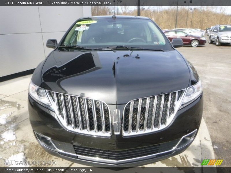 Tuxedo Black Metallic / Charcoal Black 2011 Lincoln MKX AWD