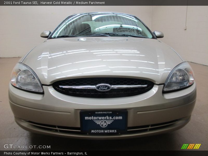 Harvest Gold Metallic / Medium Parchment 2001 Ford Taurus SES