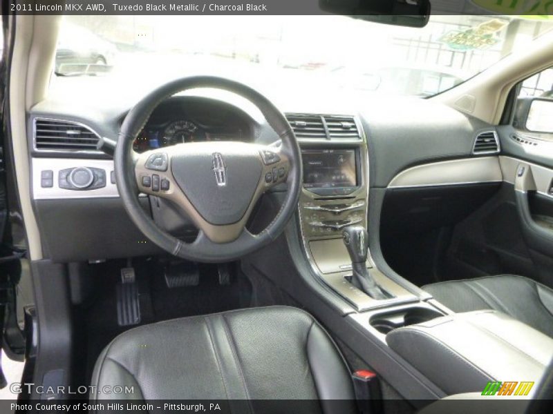 Tuxedo Black Metallic / Charcoal Black 2011 Lincoln MKX AWD