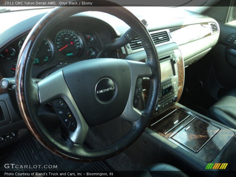 Onyx Black / Ebony 2011 GMC Yukon Denali AWD