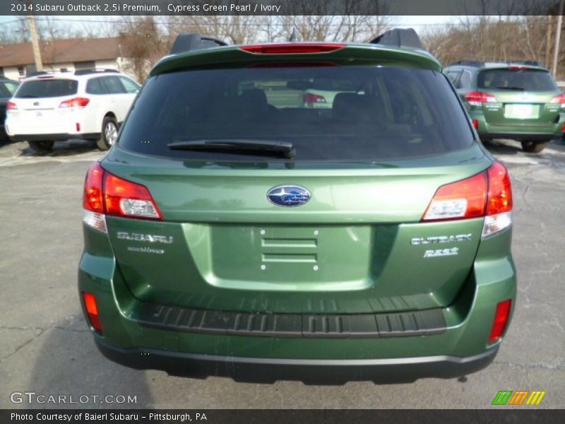 Cypress Green Pearl / Ivory 2014 Subaru Outback 2.5i Premium