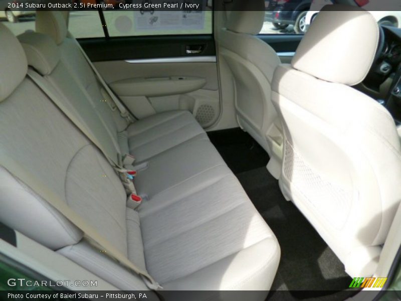 Cypress Green Pearl / Ivory 2014 Subaru Outback 2.5i Premium