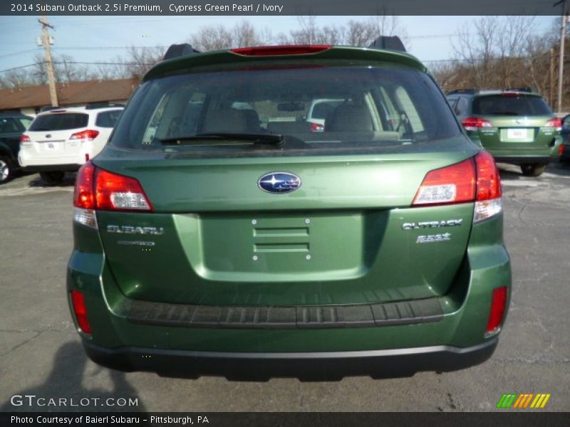 Cypress Green Pearl / Ivory 2014 Subaru Outback 2.5i Premium