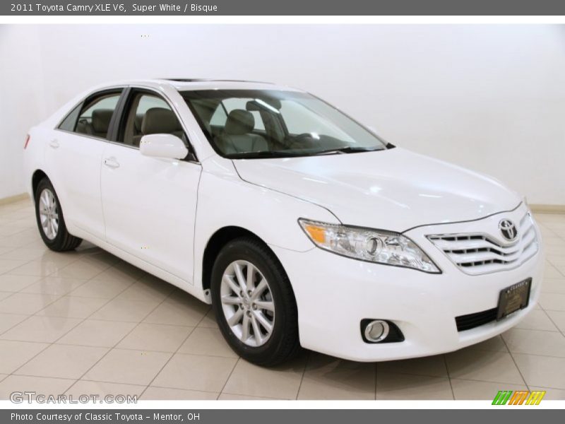 Super White / Bisque 2011 Toyota Camry XLE V6