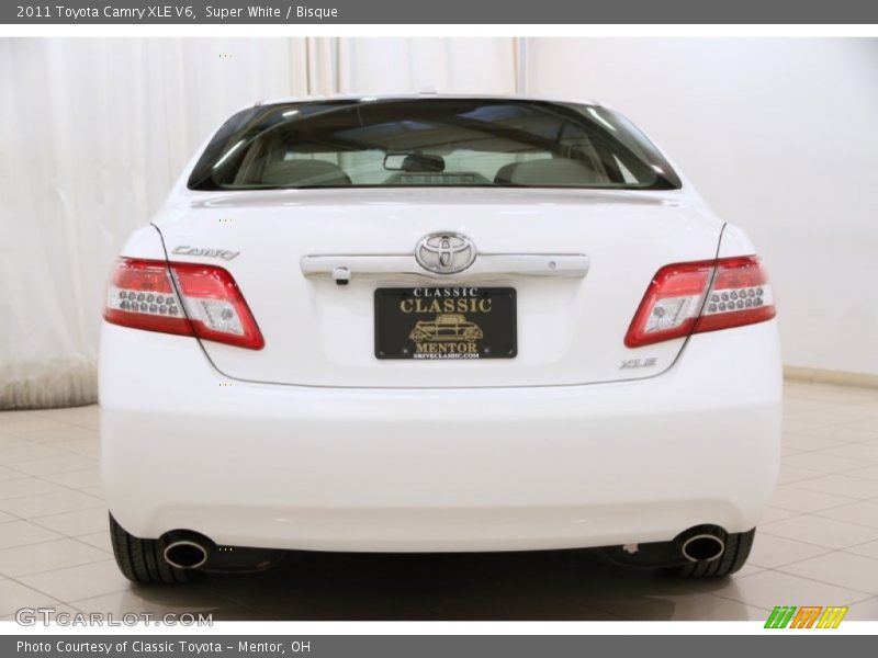 Super White / Bisque 2011 Toyota Camry XLE V6