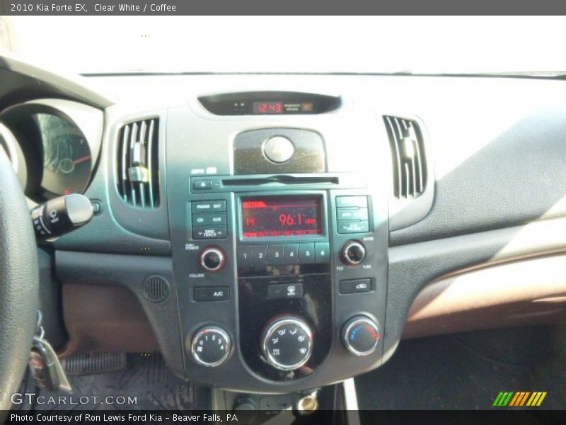 Clear White / Coffee 2010 Kia Forte EX