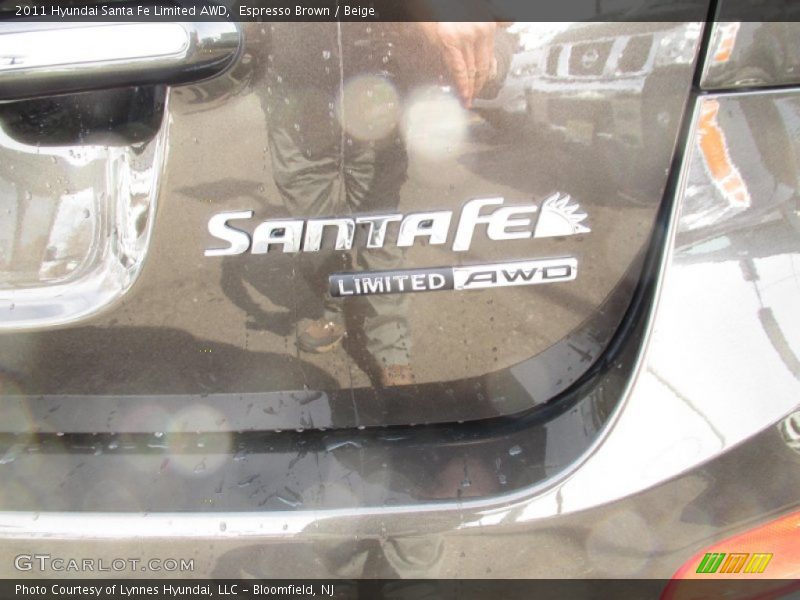 Espresso Brown / Beige 2011 Hyundai Santa Fe Limited AWD
