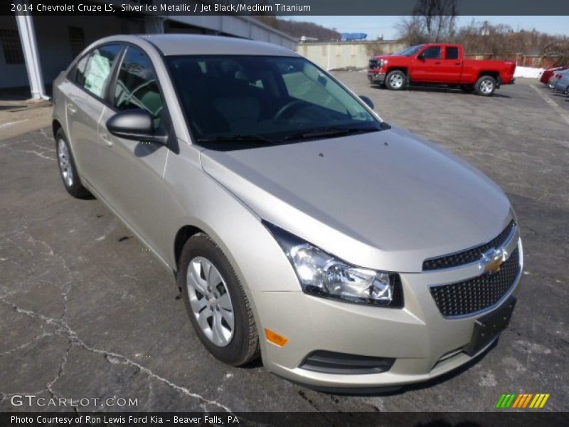 Silver Ice Metallic / Jet Black/Medium Titanium 2014 Chevrolet Cruze LS
