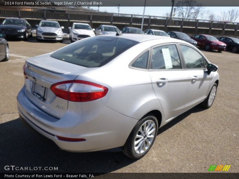 Ingot Silver / Charcoal Black 2014 Ford Fiesta SE Sedan
