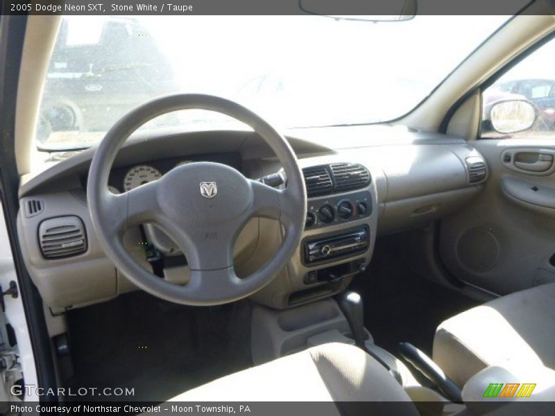 Stone White / Taupe 2005 Dodge Neon SXT