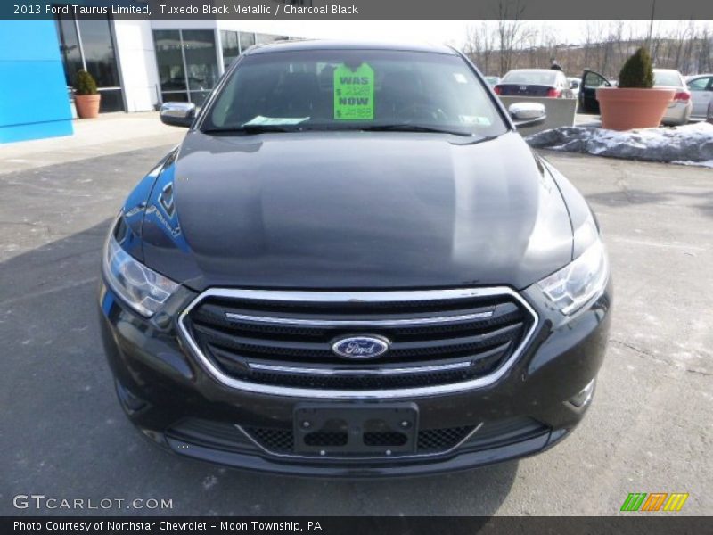 Tuxedo Black Metallic / Charcoal Black 2013 Ford Taurus Limited