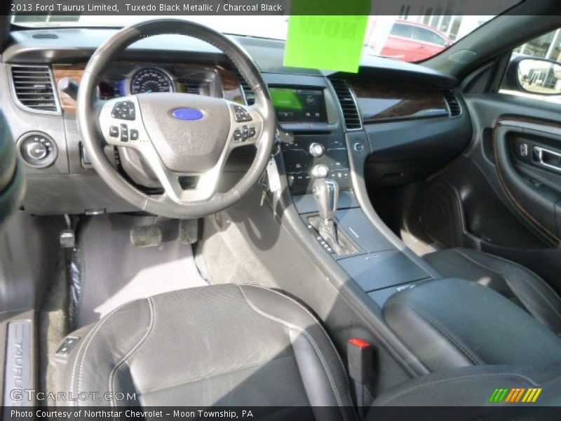 Tuxedo Black Metallic / Charcoal Black 2013 Ford Taurus Limited