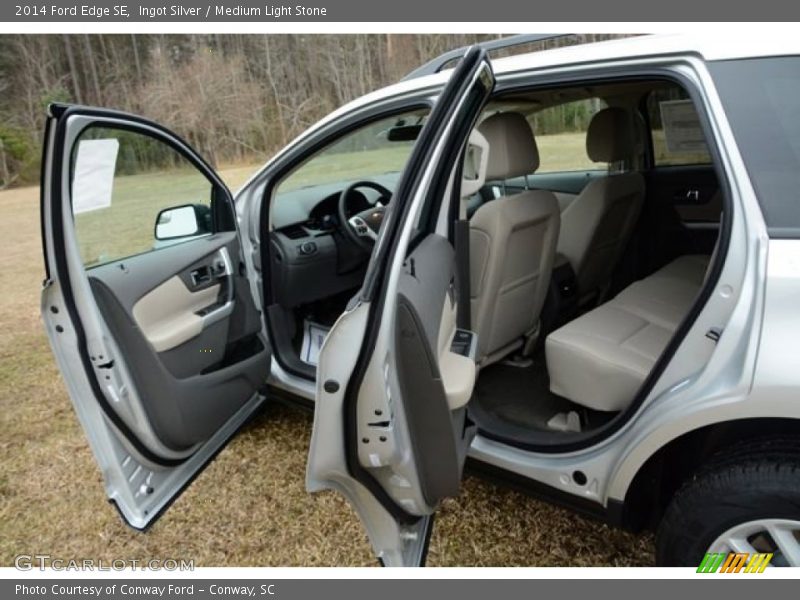 Ingot Silver / Medium Light Stone 2014 Ford Edge SE