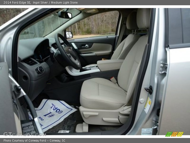 Ingot Silver / Medium Light Stone 2014 Ford Edge SE