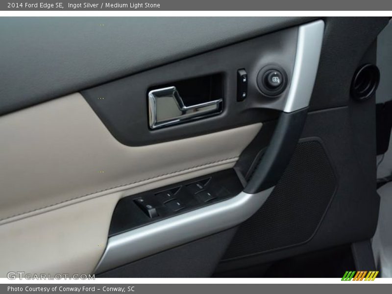 Ingot Silver / Medium Light Stone 2014 Ford Edge SE