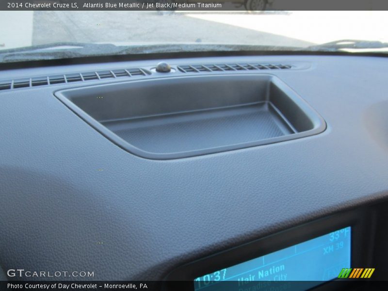 Atlantis Blue Metallic / Jet Black/Medium Titanium 2014 Chevrolet Cruze LS