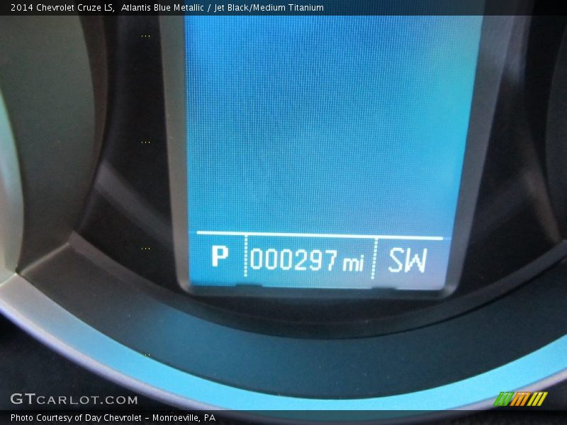 Atlantis Blue Metallic / Jet Black/Medium Titanium 2014 Chevrolet Cruze LS