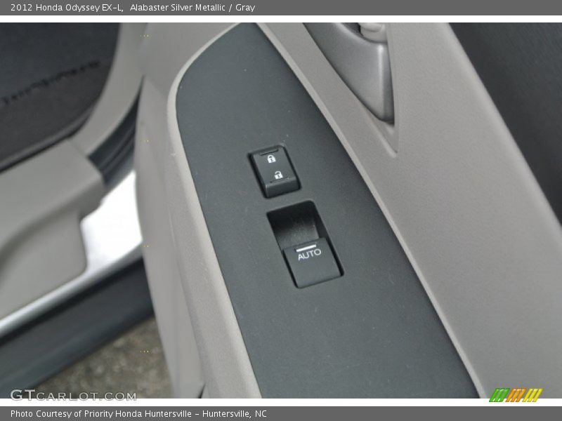 Alabaster Silver Metallic / Gray 2012 Honda Odyssey EX-L