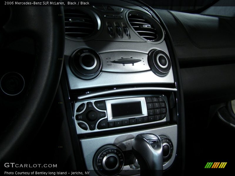 Controls of 2006 SLR McLaren