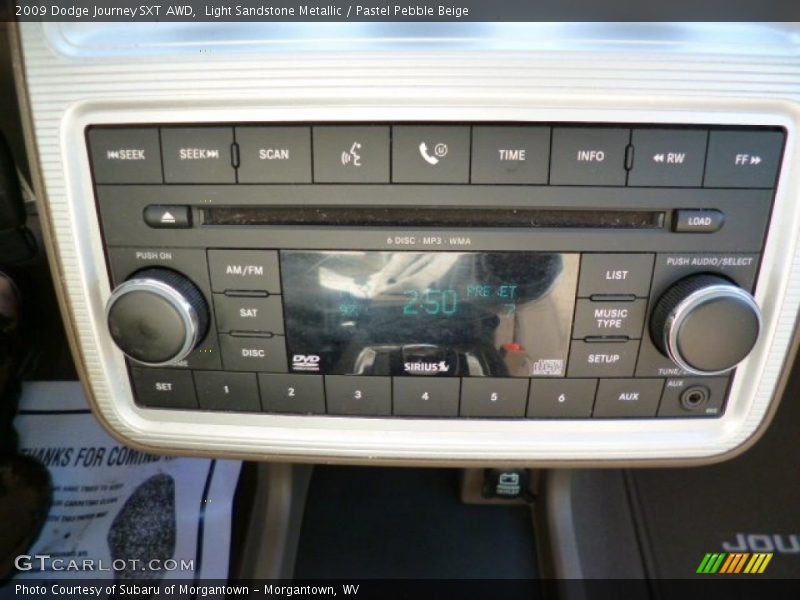 Light Sandstone Metallic / Pastel Pebble Beige 2009 Dodge Journey SXT AWD
