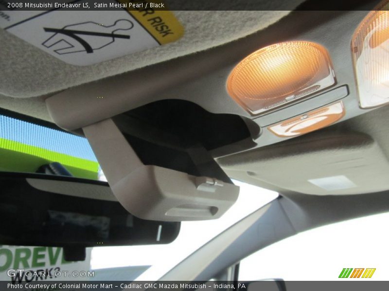 Satin Meisai Pearl / Black 2008 Mitsubishi Endeavor LS