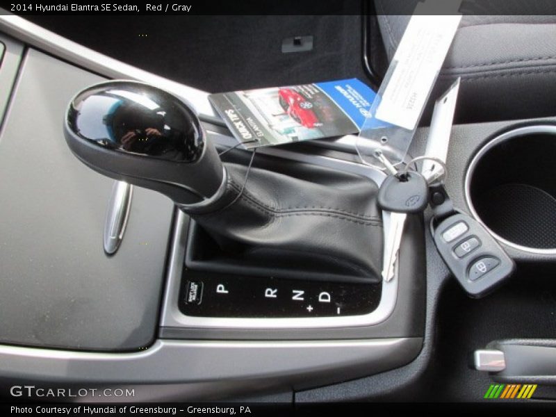 Red / Gray 2014 Hyundai Elantra SE Sedan