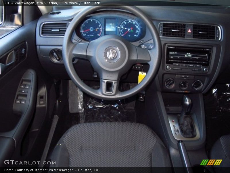 Pure White / Titan Black 2014 Volkswagen Jetta S Sedan