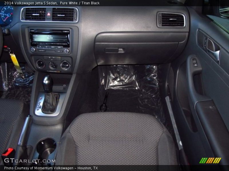 Pure White / Titan Black 2014 Volkswagen Jetta S Sedan