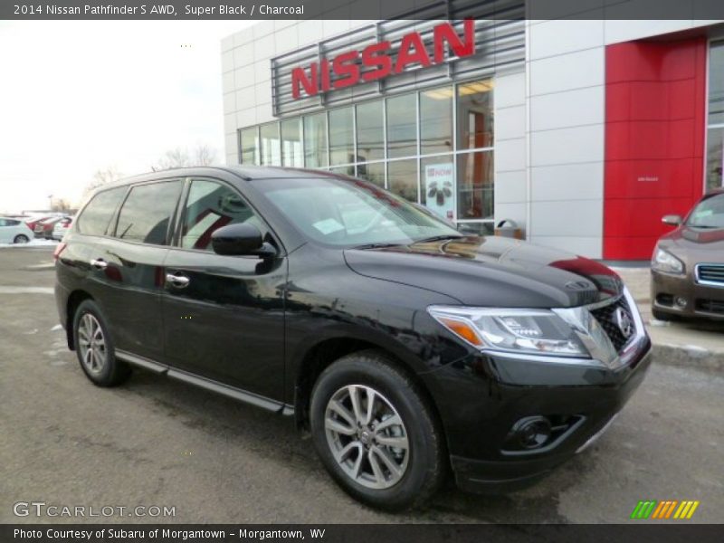 Super Black / Charcoal 2014 Nissan Pathfinder S AWD