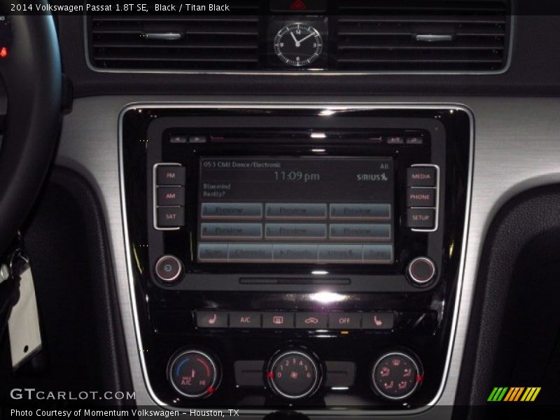 Black / Titan Black 2014 Volkswagen Passat 1.8T SE