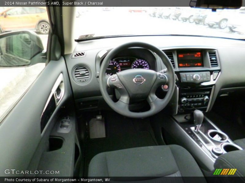 Super Black / Charcoal 2014 Nissan Pathfinder S AWD