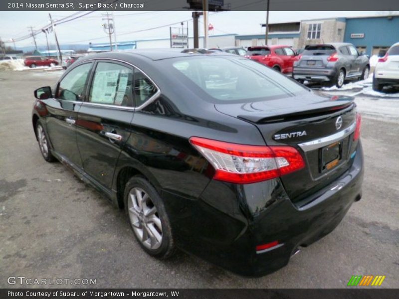Super Black / Charcoal 2014 Nissan Sentra SR
