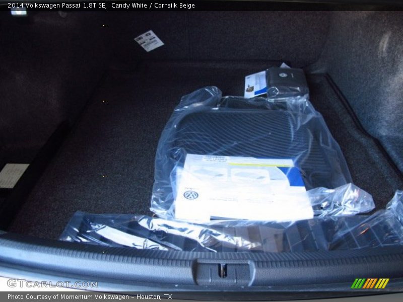 Candy White / Cornsilk Beige 2014 Volkswagen Passat 1.8T SE