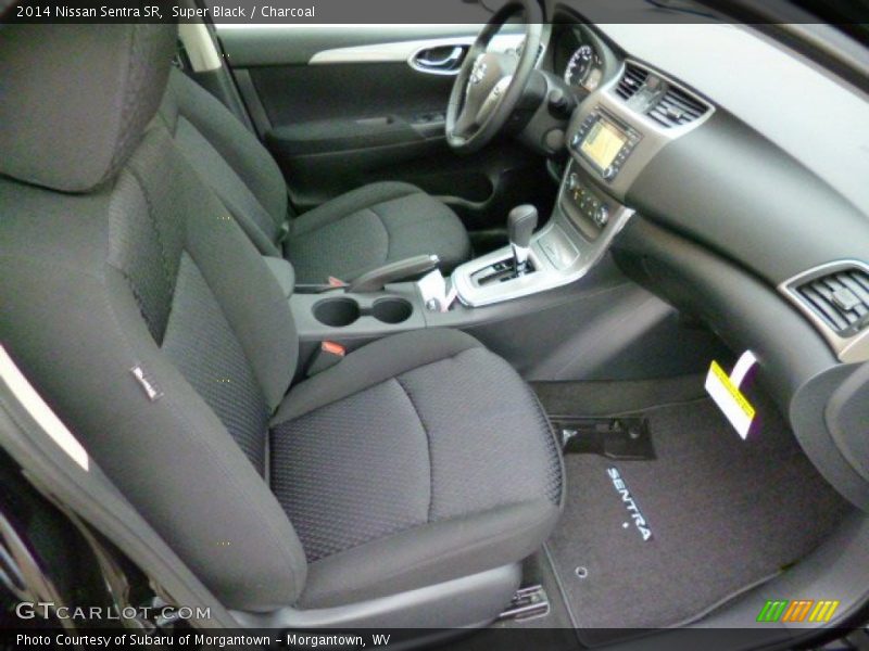 Super Black / Charcoal 2014 Nissan Sentra SR