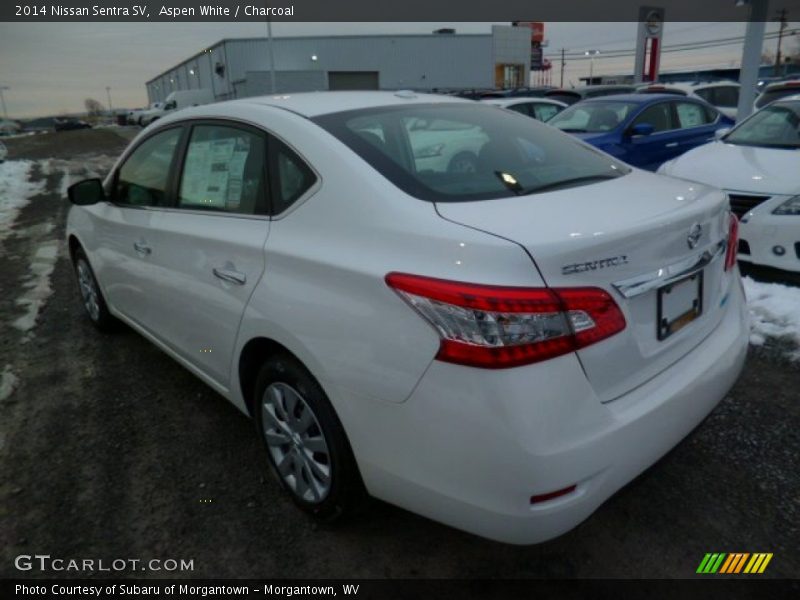 Aspen White / Charcoal 2014 Nissan Sentra SV