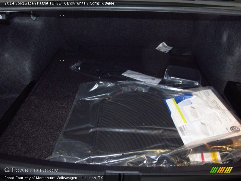 Candy White / Cornsilk Beige 2014 Volkswagen Passat TDI SE