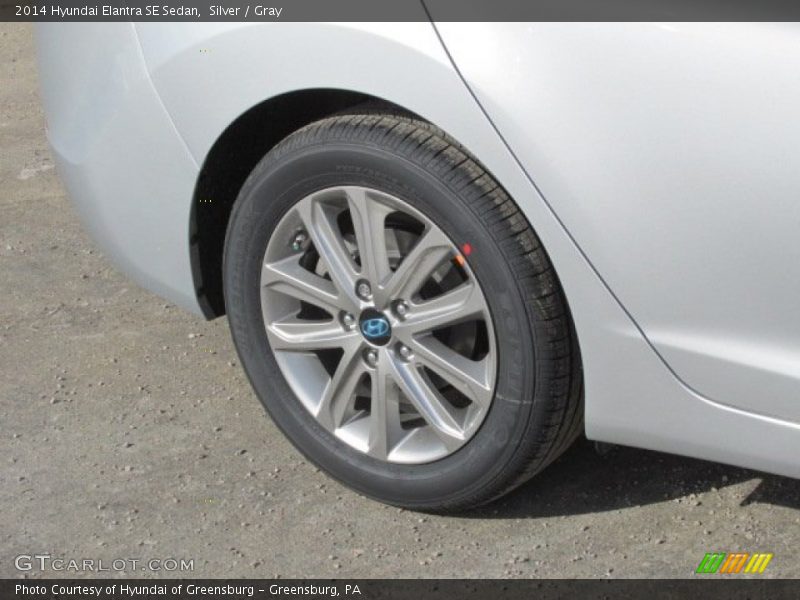 Silver / Gray 2014 Hyundai Elantra SE Sedan