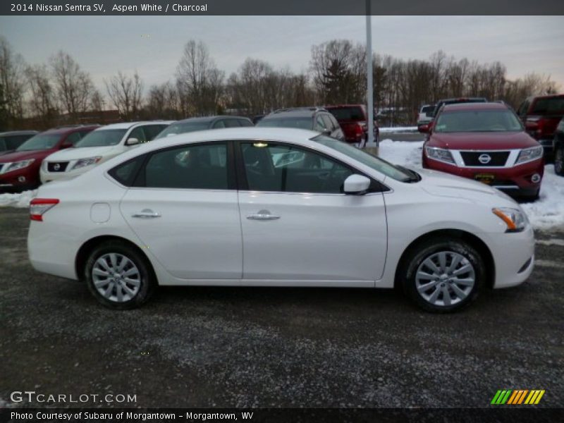 Aspen White / Charcoal 2014 Nissan Sentra SV
