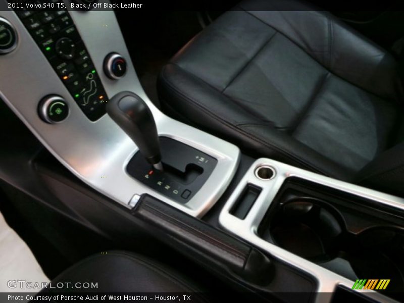 Black / Off Black Leather 2011 Volvo S40 T5
