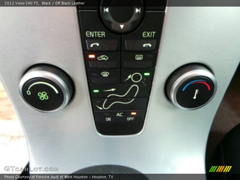 Black / Off Black Leather 2011 Volvo S40 T5