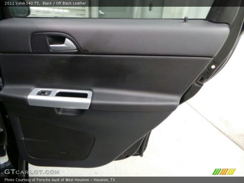 Black / Off Black Leather 2011 Volvo S40 T5