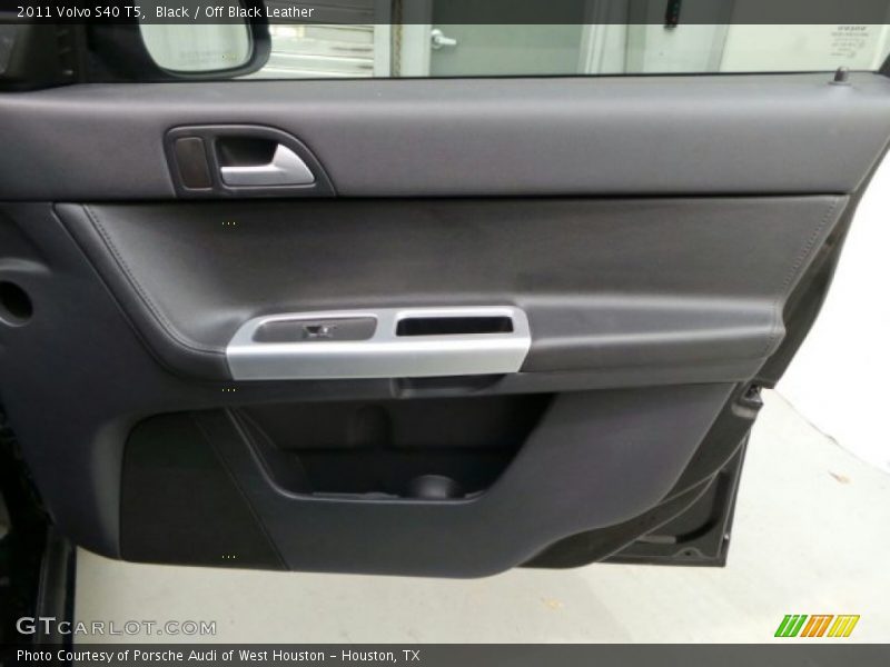 Black / Off Black Leather 2011 Volvo S40 T5