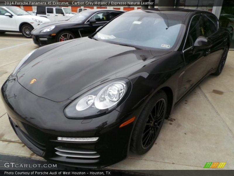 Front 3/4 View of 2014 Panamera 4S Executive